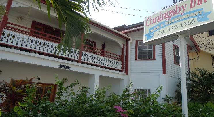 Modern rooms in an elegantly restored colonial building in a quiet part of the city.